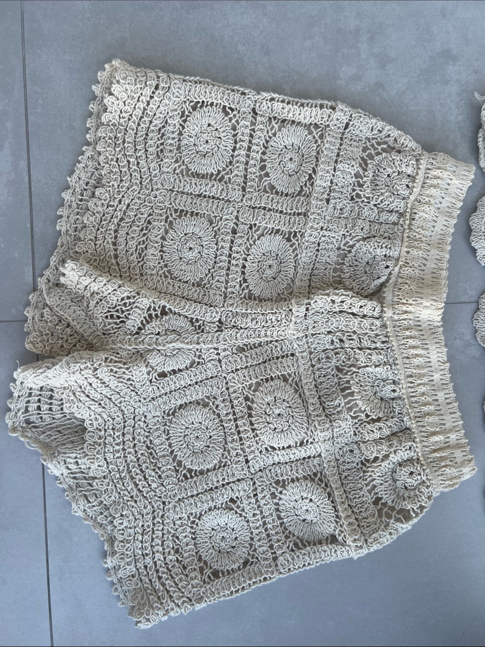 High-Waist Crochet Shorts Set in Cream — Boho Summer Knit - Picture 3 of 6